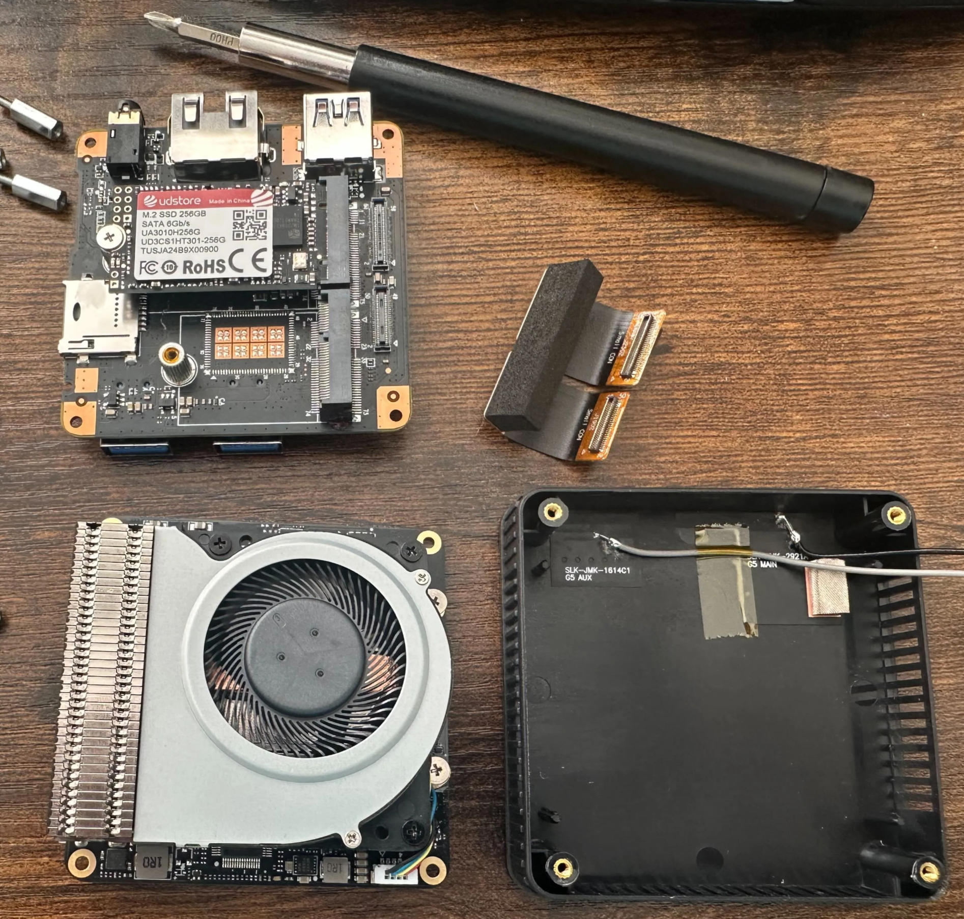 Inside GMKTek NucBox G5